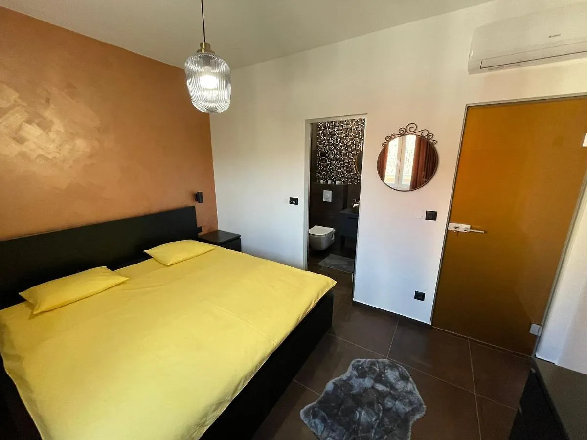 Apartments Pjerina Trogir